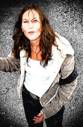 &copy; Robert Davies Photography 2006